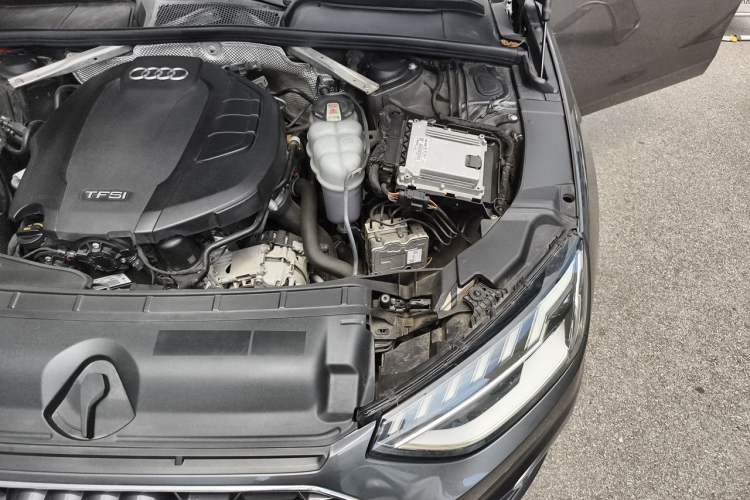 Used Audi A4L 2022 40 TFSI Fashion Dynamic Model Engine Bay Left