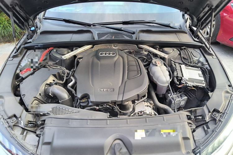 Used Audi A4L 2022 40 TFSI Luxury Dynamic Model Engine Bay