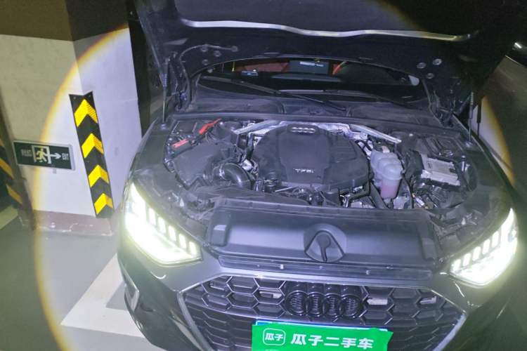 Used Audi A4L 2022 40 TFSI Fashion Dynamic Model Engine Bay Right