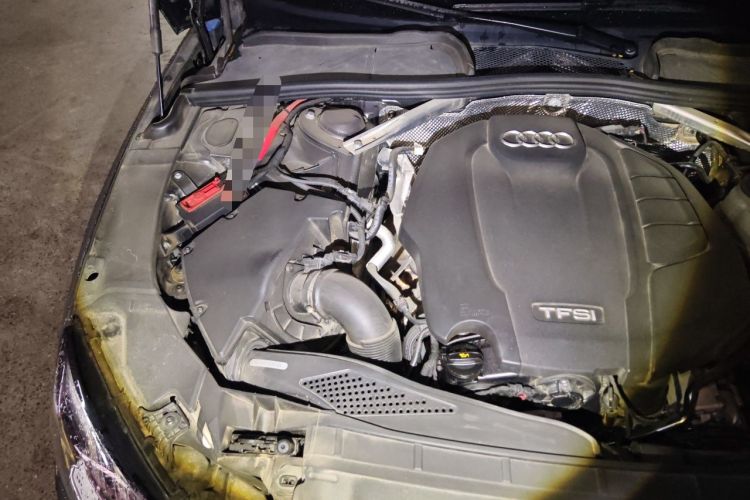 Used Audi A4L 2022 40 TFSI Fashion Dynamic Model Engine Bay Right