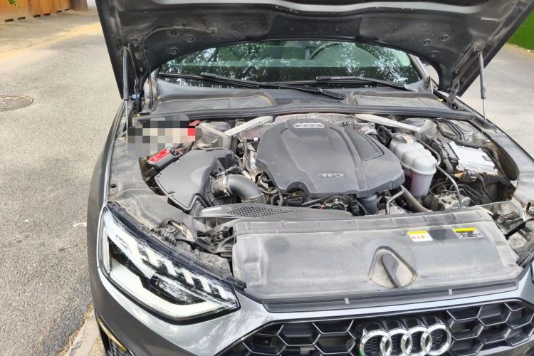 Used Audi A4L 2022 40 TFSI Luxury Dynamic Model Engine Bay Right