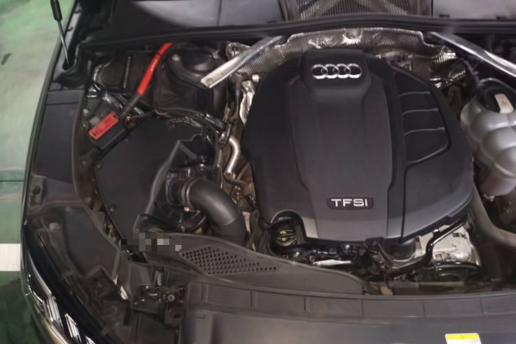 Used Audi A4L 2022 40 TFSI Luxury Dynamic Model Engine Bay Right