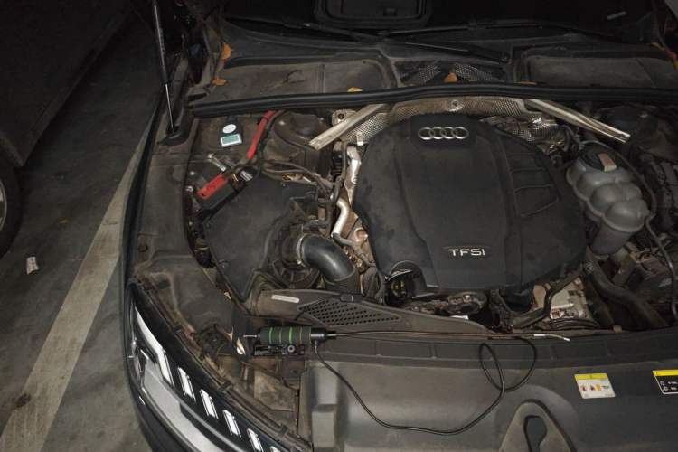 Used Audi A4L 2022 40 TFSI Luxury Dynamic Model Engine Bay Right