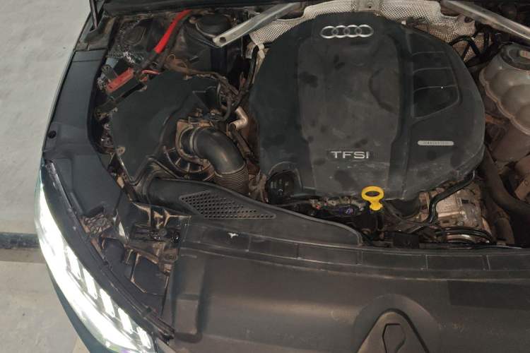 Used Audi A4L 2022 40 TFSI Luxury Dynamic Model Engine Bay Right