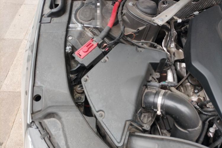 Used Audi A4L 2022 40 TFSI Luxury Dynamic Model Engine Bay Right