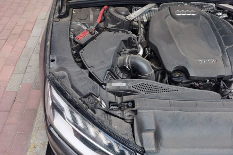 Used Audi A4L 2022 40 TFSI Fashion Dynamic Model Engine Bay Right