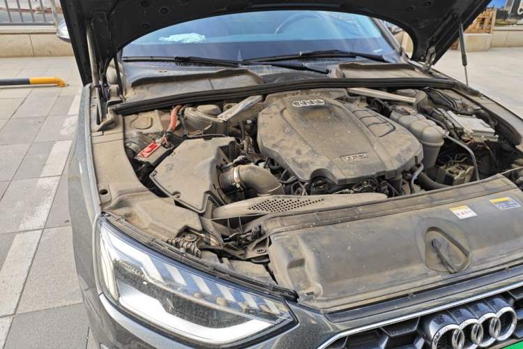 Used Audi A4L 2022 40 TFSI Fashion Dynamic Model Engine Bay Right