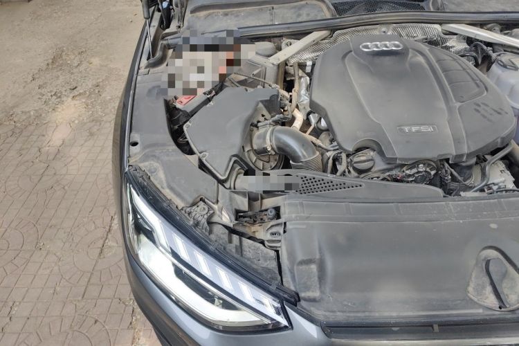 Used Audi A4L 2022 40 TFSI Luxury Dynamic Model Engine Bay Right
