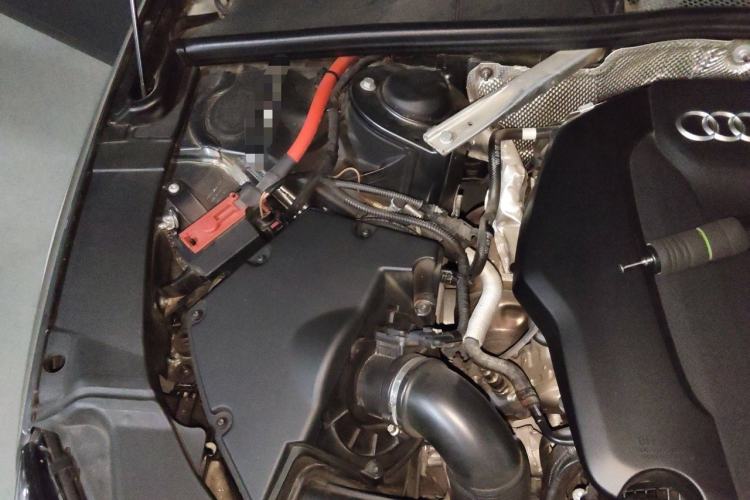 Used Audi A4L 2022 40 TFSI Fashion Dynamic Model Engine Bay Right
