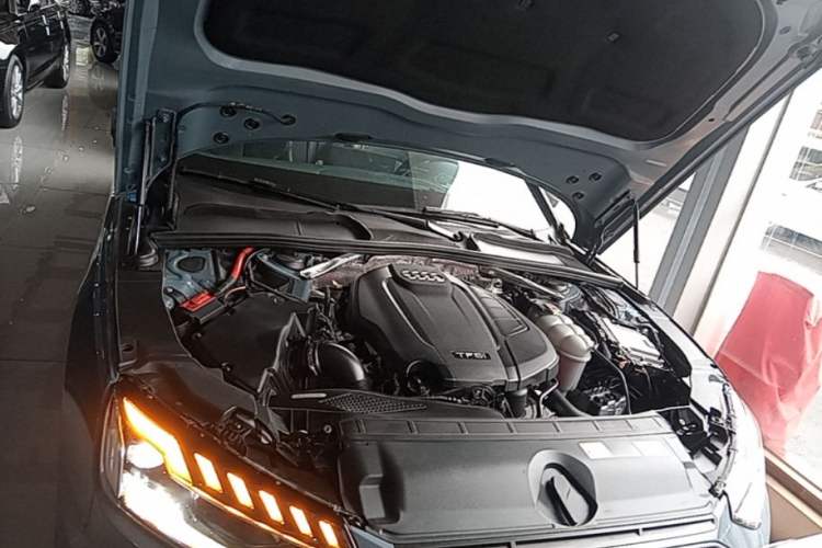 Used Audi A4L 2022 40 TFSI quattro RS Performance Package Engine Bay
