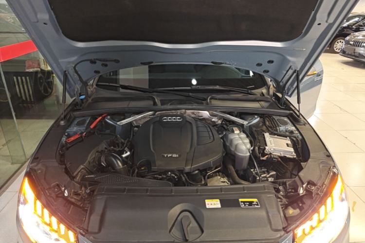 Used Audi A4L 2022 40 TFSI quattro RS Performance Package Engine Bay