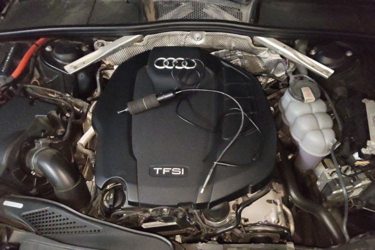 Used Audi A4L 2022 40 TFSI Fashion Dynamic Model Engine Bay