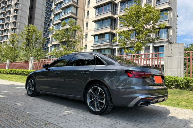 Used Audi A4L 2022 40 TFSI Fashion Dynamic Model Exterior 2