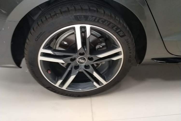 Used Audi A4L 2022 40 TFSI Luxury Dynamic Model Exterior 2