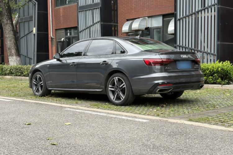 Used Audi A4L 2022 40 TFSI Luxury Dynamic Model Exterior 3