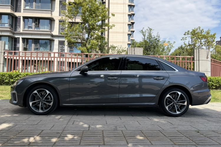 Used Audi A4L 2022 40 TFSI Fashion Dynamic Model Exterior 3