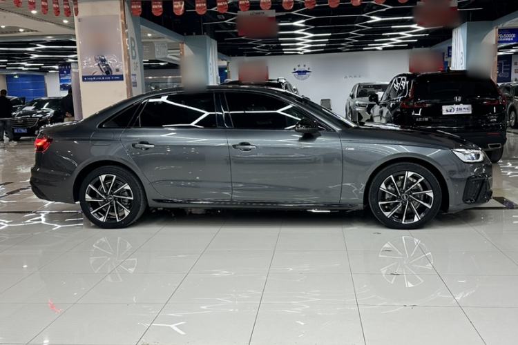 Used Audi A4L 2022 40 TFSI Luxury Dynamic Model Exterior 3