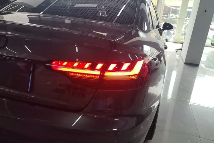 Used Audi A4L 2022 40 TFSI Luxury Dynamic Model Exterior 3