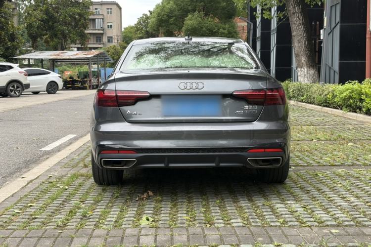 Used Audi A4L 2022 40 TFSI Luxury Dynamic Model Exterior 4