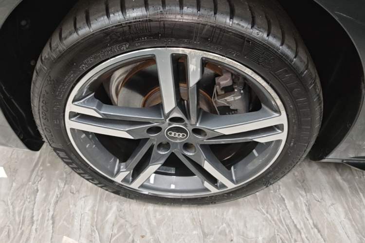 Used Audi A4L 2022 40 TFSI Fashion Dynamic Model Exterior 4