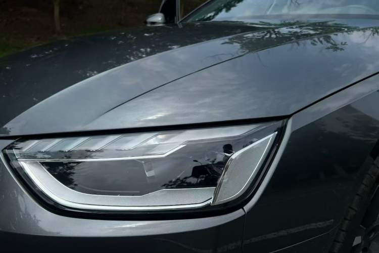Used Audi A4L 2022 40 TFSI Luxury Dynamic Model Exterior 4