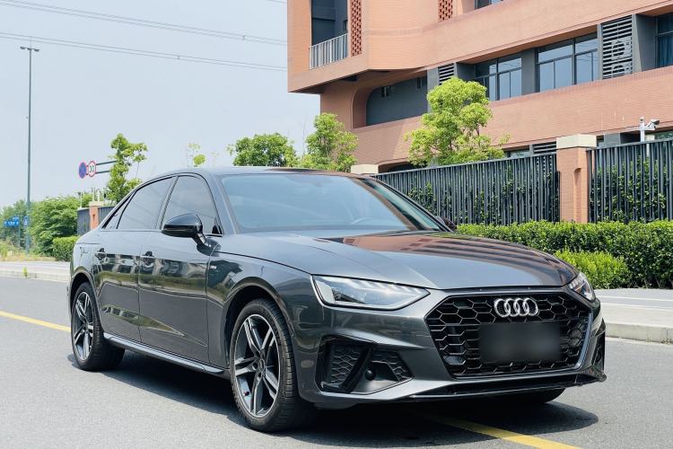 Used Audi A4L 2022 40 TFSI Luxury Dynamic Model Exterior 4