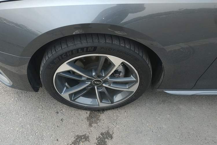 Used Audi A4L 2022 40 TFSI Fashion Dynamic Model Exterior 4