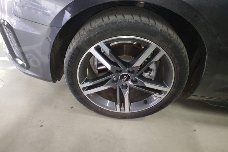 Used Audi A4L 2022 40 TFSI Luxury Dynamic Model Exterior 4