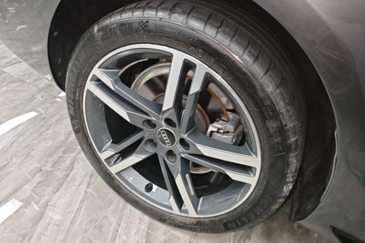 Used Audi A4L 2022 40 TFSI Fashion Dynamic Model Exterior 5