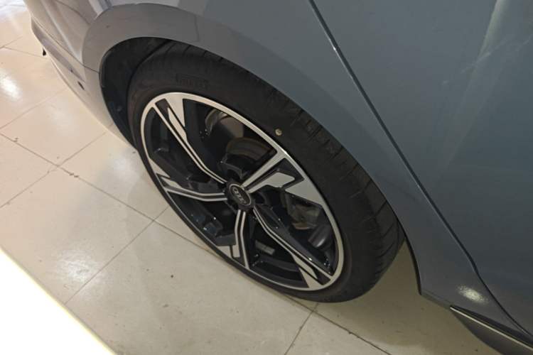 Used Audi A4L 2022 40 TFSI quattro RS Performance Package Exterior 5