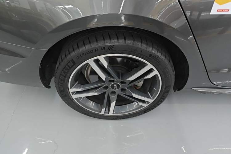 Used Audi A4L 2022 40 TFSI Fashion Dynamic Model Exterior 5