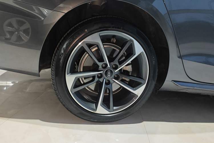Used Audi A4L 2022 40 TFSI Fashion Dynamic Model Exterior 5