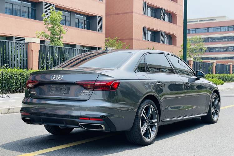 Used Audi A4L 2022 40 TFSI Luxury Dynamic Model Exterior 7