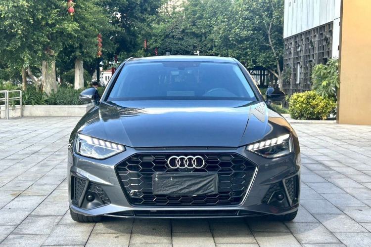 Used Audi A4L 2022 40 TFSI Luxury Dynamic Model Front