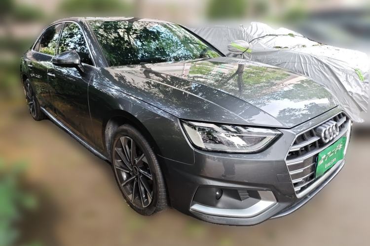 Used Audi A4L 2022 40 TFSI Stylish and Elegant Edition Front Right 45 Deg