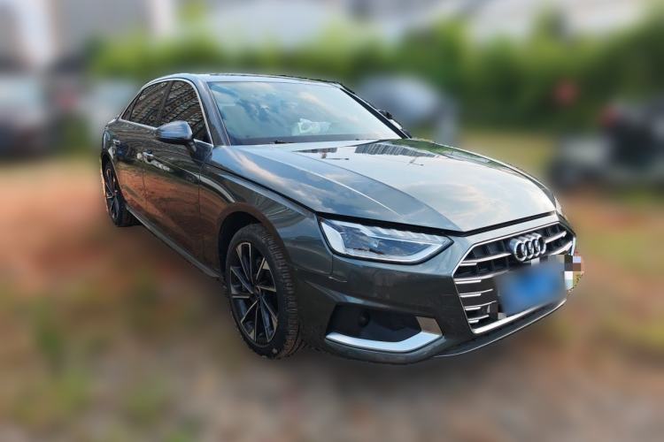 Used Audi A4L 2022 40 TFSI Stylish and Elegant Edition Front Right 45 Deg