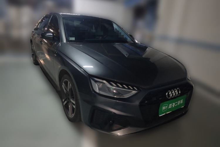 Used Audi A4L 2022 40 TFSI Luxury Dynamic Model Front Right 45 Deg