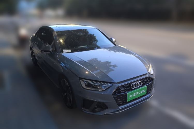 Used Audi A4L 2022 40 TFSI quattro RS Performance Package Front Right 45 Deg