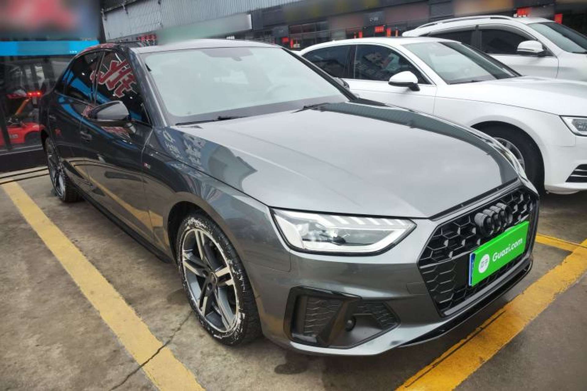 Used Audi A4L 2022 40 TFSI Luxury Dynamic Model Front Right 45 Deg