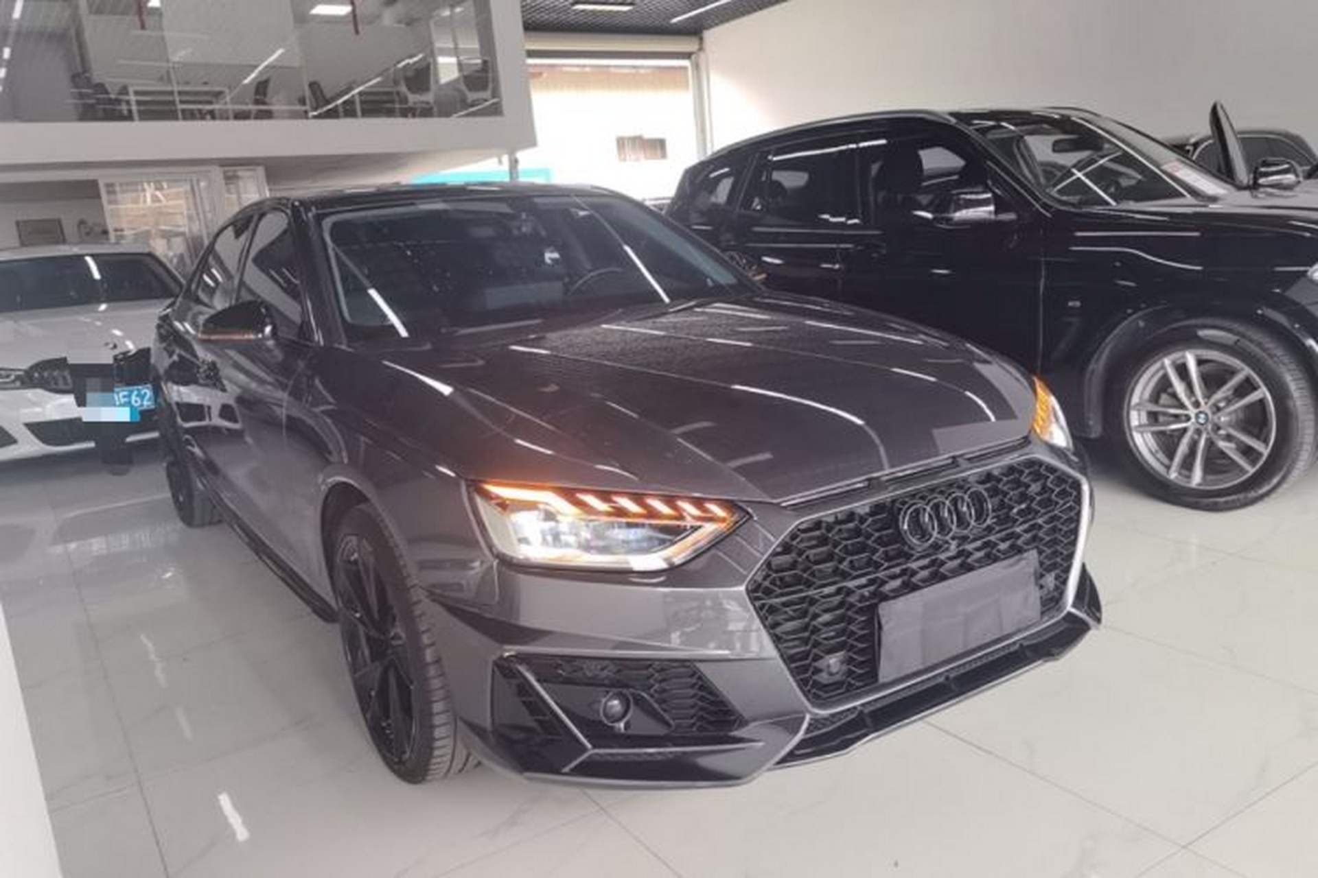 Used Audi A4L 2022 40 TFSI Luxury Dynamic Model Front Right 45 Deg