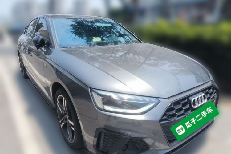 Used Audi A4L 2022 40 TFSI Luxury Dynamic Model Front Right 45 Deg