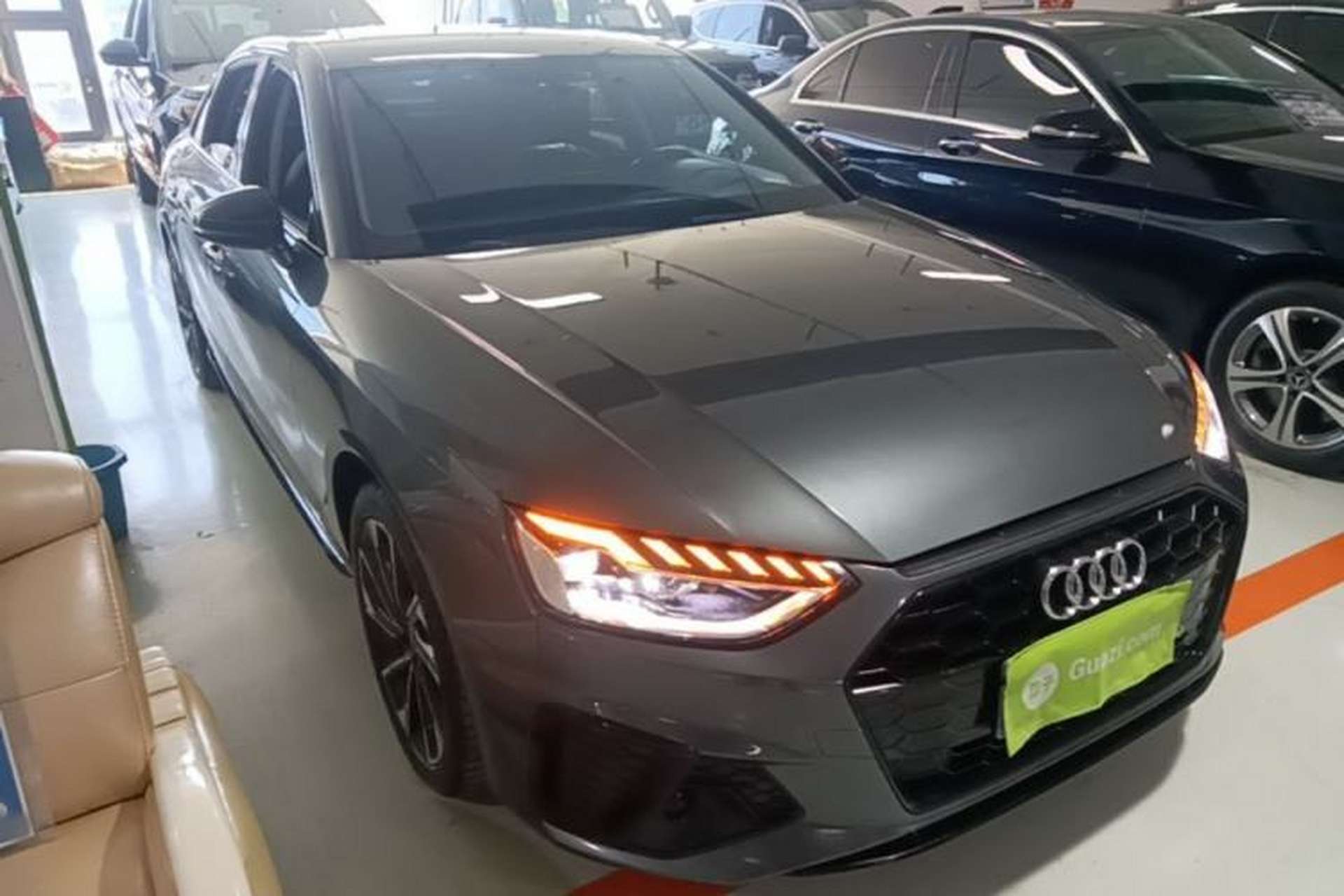 Used Audi A4L 2022 40 TFSI Luxury Dynamic Model Front Right 45 Deg