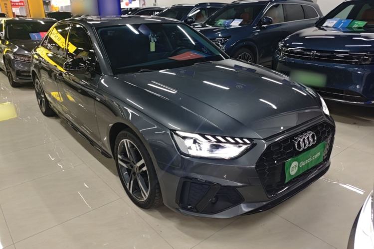Used Audi A4L 2022 40 TFSI Luxury Dynamic Model Front Right 45 Deg