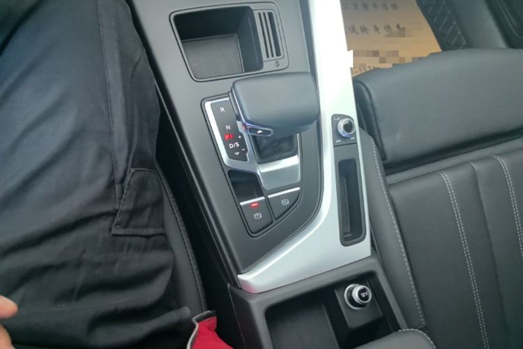Used Audi A4L 2022 40 TFSI Fashion Dynamic Model Gear Lever