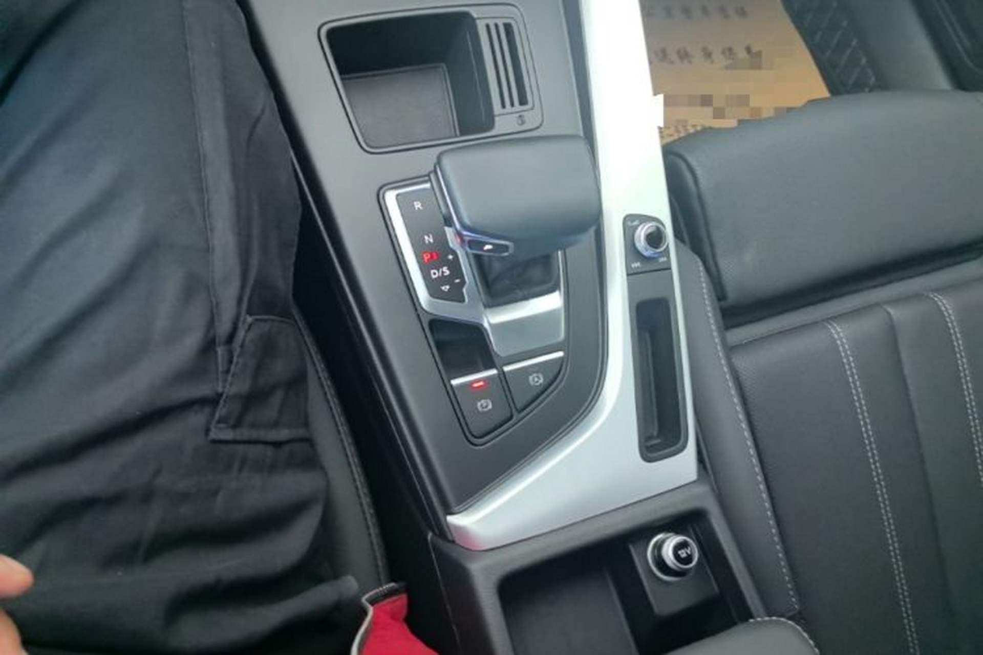 Used Audi A4L 2022 40 TFSI Fashion Dynamic Model Gear Lever