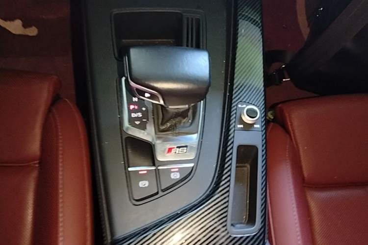 Used Audi A4L 2022 40 TFSI Luxury Dynamic Model Gear Lever