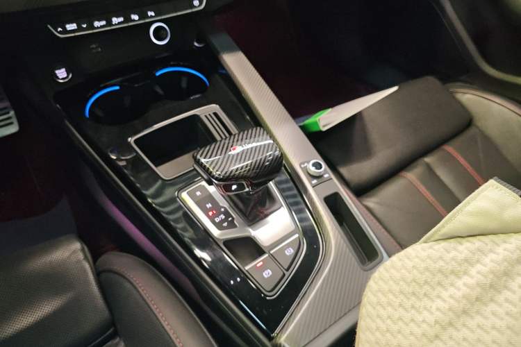 Used Audi A4L 2022 40 TFSI quattro RS Performance Package Gear Lever