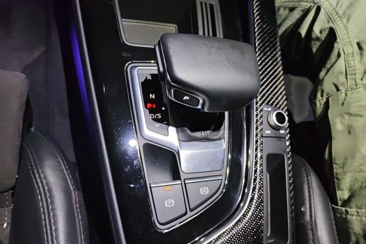 Used Audi A4L 2022 45 TFSI quattro Prestige Dynamic Edition Gear Lever