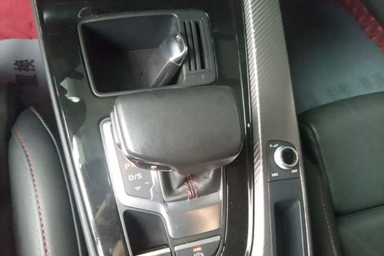 Used Audi A4L 2022 40 TFSI quattro RS Performance Package Gear Lever