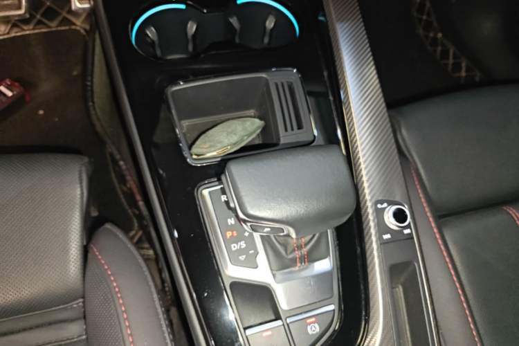 Used Audi A4L 2022 40 TFSI quattro RS Performance Package Gear Lever